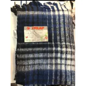 Manta Colap TILMA de 200 cm x 140 cm, Cubrecama de Lana y Microfibra Tejida, Diseño Tradicional Ecológico - Product Image 5