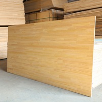 Planches en bois de pin de construction de qualité supérieure en gros, bois de pin naturel, bois massif