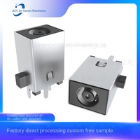 Verticale DC-stroomaansluiting DC-0119 met messing contacten en behuizing