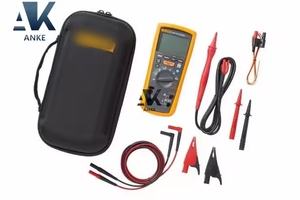 Multímetro de aislamiento original 1587C FC - Product Image 3