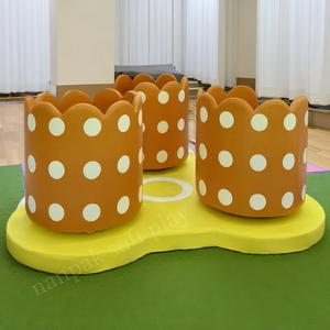 アメージングホワイトピンクブルーティーカップ屋内/屋外遊び場設備子供用感覚回転メリーゴーラウンドソフトプレイ - Product Image 5