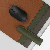 Tapis de souris sans fil en cuir véritable fait main de qualité supérieure, style personnalisé OEM avec logo