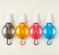 Porte-clés – Flacon transparent en plastique de 50 ml en forme de feuille ou de cœur pour parfum, désinfectant pour les mains, cosmétiques, avec crochet métallique