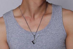 Kalung Liontin Gitar Berlapis Emas PVD Hitam dari Baja Anti Karat untuk Pria, Perhiasan Musik <span class=keywords><strong>Rock</strong></span> - Product Image 4