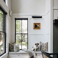 Ventanas Colgantes de Aluminio con Doble Vidrio Templado y Mosquitera, Diseño Americano, Resistentes al Viento, Marca ALUFRONT