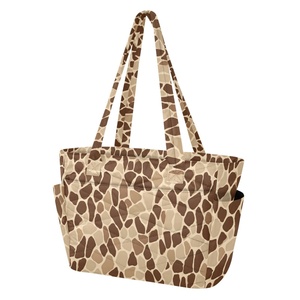 Sac à bandoulière matelassé en polyester pour femme, grande capacité, motif girafe, personnalisable avec logo, idéal pour le week-end – Nouvelle collection très prisée - Product Image 2