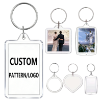 Llavero de acrílico de doble cara duradero al por mayor con diseño transparente e impermeable para souvenirs y tiendas minoristas