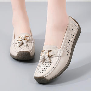 Mocassins Loafers Tendance pour <span class=keywords><strong>Femme</strong></span> 2025 Chaussures d'Été pour <span class=keywords><strong>Femme</strong></span> Nouvelle Collection Grande <span class=keywords><strong>Taille</strong></span> Polyvalents et Élégants pour Maman - Product Image 1