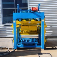 Équipement de moulage mécanique de blocs de ciment QTJ4-25 pour la production de briques creuses, de blocs pleins et de briques autobloquantes
