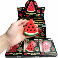 Jouet Squishy Pastèque Needoh – Tranche de Fruit Réaliste en Gel Doux à Presser – Jouet Sensoriel Anti-Stress – Cadeau pour Enfants et Adultes – Idéal pour le Bureau