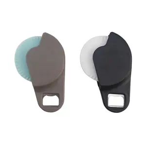 Bán Buôn Nhựa Wheel Blade Cheese Slicer Pizza Cán Cutter Với Bottle Opener