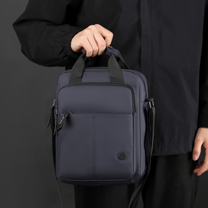 Sacs à bandoulière de grande capacité avec logo personnalisé pour hommes, sac messager simple et léger, sac à main de haute qualité, tissu en nylon imperméable - Product Image 2