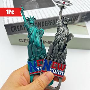 Statuetta della Statua della Libertà Personalizzata in Stagno Lucidato Placcato Oro con Apribottiglie, Souvenir Moderno <span class=keywords><strong>per</strong></span> Arredamento <span class=keywords><strong>Casa</strong></span> - Product Image 1