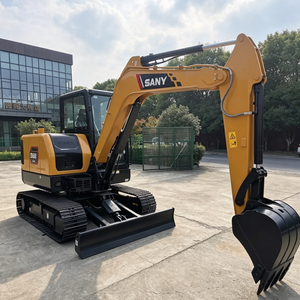 Excavatrice compacte sur chenilles SY55U, nouvelle génération, pour la restauration des zones humides et l'excavation de bassins. - Product Image 2