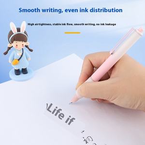 Stylo plume <span class=keywords><strong>de</strong></span> <span class=keywords><strong>calligraphie</strong></span> RTS <span class=keywords><strong>pour</strong></span> étudiants débutants Largeur d'écriture <span class=keywords><strong>de</strong></span> 0.5mm Mécanisme rétractable Plastique effaçable <span class=keywords><strong>pour</strong></span> la finance - Product Image 4