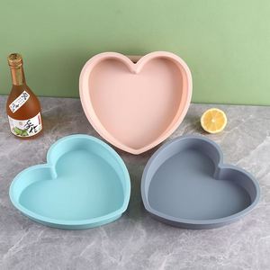 Grand moule en silicone antiadhésif de 8 pouces en forme de cœur pour pain et gâteaux, moule à glaçons en silicone avec lettres - Product Image 3