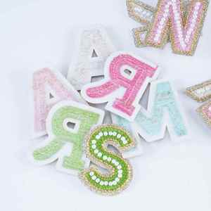 Nouvelle Broderie Autocollante Magnifique de 6,5 cm avec Perles Colorées et Paillettes Argentées - Product Image 3