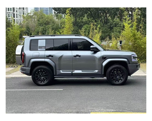 Fangchengbao Denza <span class=keywords><strong>BAO5</strong></span> 2025 SUV Híbrido Enchufable Usado, Max SmartDrive Todoterreno, 125 km de Autonomía Eléctrica, Potente PHEV, Bajo Kilometraje - Product Image 4