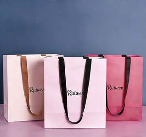 Sacs en papier colorés de luxe, logo imprimé personnalisé, sacs cadeaux personnalisés avec votre propre logo - Product Image 1