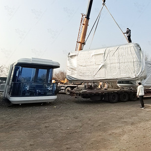 Casa Flotante Prefabricada de Acero con Diseño de Cabina Espacial, Ideal para Exteriores, Venta al por Mayor de Fábrica - Product Image 1