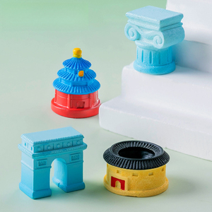 Miniaturas luminosas de paisajes, sitios históricos, edificios emblemáticos y escenas de mesa de arena, decorativas. - Product Image 4