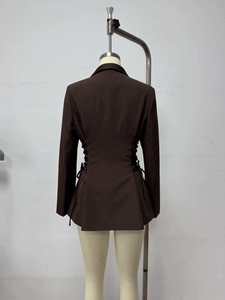 <span class=keywords><strong>Blazer</strong></span> élégant et polyvalent pour femmes en satin et dentelle à lacets - Product Image 5