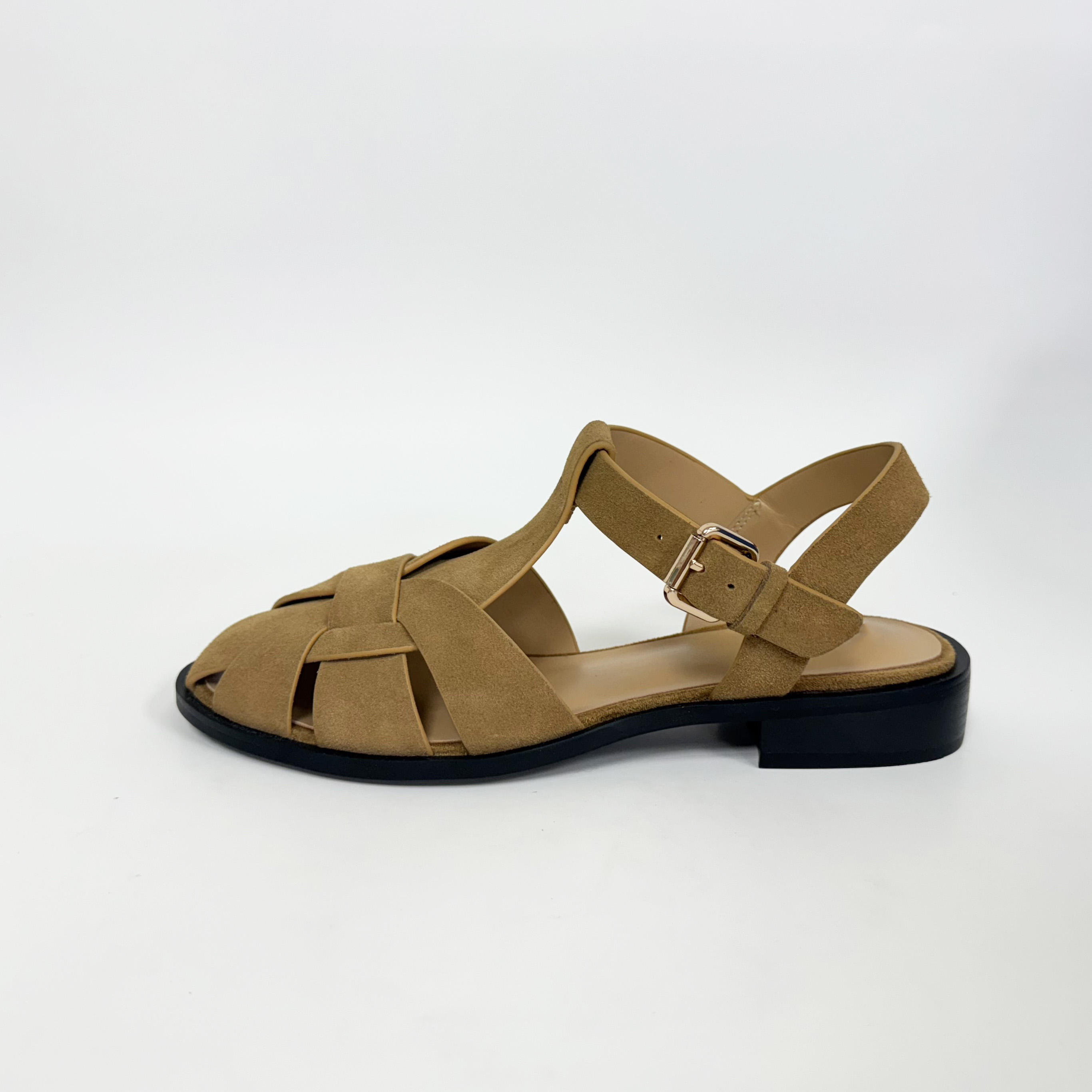 สีน้ำตาล