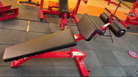 Banco Abdominal Ajustable Comercial ZY de Alta Resistencia para Gimnasios Profesionales y Equipos de Entrenamiento de Fuerza Abdominal