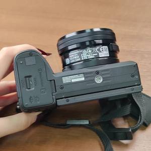 กล้องดิจิตอลมิเรอร์เลส HFT Professional Alpha <span class=keywords><strong>A6600</strong></span> สีดำ + ชุดเลนส์ 16-50 มม. ระบบ APS ถ่ายวิดีโอ 4K/HD ขายส่ง - Product Image 6