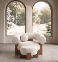 Fauteuil simple en tissu courbé et bois massif, style nordique de luxe, design minimaliste, pour la maison et l'hôtellerie