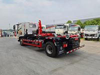 Camion à benne basculante HOWO 4x2, grande capacité de chargement, construction robuste, camions à ordures