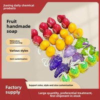 Savons Artisanaux Faits Main en Formes de Fruits Réalistes avec Cordon de Suspension - Fraise, Raisin, Citron - Savons Nettoyants - Emballage Cadeau Personnalisé