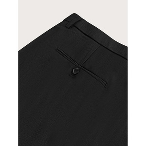 T-shirt classique décontracté pour homme, noir uni, avec poches latérales et arrière, coupe droite, 100% polyester, respirant, écologique - Product Image 1