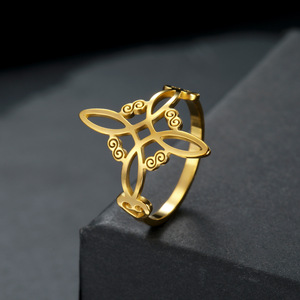 Anillos <span class=keywords><strong>de</strong></span> <span class=keywords><strong>Nudo</strong></span> Celta Irlandés en Oferta, <span class=keywords><strong>Anillo</strong></span> <span class=keywords><strong>de</strong></span> <span class=keywords><strong>Nudo</strong></span> <span class=keywords><strong>de</strong></span> <span class=keywords><strong>Bruja</strong></span> <span class=keywords><strong>de</strong></span> Acero Inoxidable para Mujeres y Hombres, Estilo Vintage para Boda o Compromiso - Product Image 3