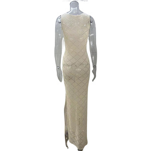Vestido sin mangas de cuello alto de <span class=keywords><strong>dos</strong></span> <span class=keywords><strong>colores</strong></span> Lados divididos Ahueca hacia fuera <span class=keywords><strong>Crochet</strong></span> Beach Cover Ups Vestido maxi de punto - Product Image 3
