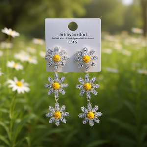 ErHovorcrdad Pendientes con forma de flor chapados en oro con cristales de diamantes de imitación para mujer, bonitos para fiesta, E546 - Product Image 2