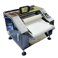 Machine automatique de fabrication de croissants, machine à rouler la pâte, machine à rouler les croissants, machine à former des feuilles de pâte, machine à pain français, restaurant
