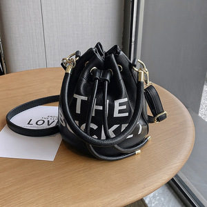 Nuova Tendenza Borsa <span class=keywords><strong>a</strong></span> Secchiello Vintage in Pelle PU da <span class=keywords><strong>Donna</strong></span>, Famosa Borsa <span class=keywords><strong>a</strong></span> Mano da <span class=keywords><strong>Donna</strong></span> con Chiusura <span class=keywords><strong>a</strong></span> Cerniera, <span class=keywords><strong>Zaino</strong></span> Candy - Product Image 2