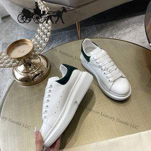 รองเท้าลำลองหนังวัวแท้พื้นหนาแฟชั่นสำหรับผู้ชายและผู้หญิง รุ่นใหม่ล่าสุด ดีไซน์หรูหรา วัสดุหนังกลับ พร้อมพื้นรองเท้าลาเท็กซ์ - Product Image 6