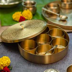 Producto en Oferta: Caja de Especias de Latón 100% Segura para Alimentos, Saleros, Masala Dabba, Diseño Artesanal, Alta Calidad - Product Image 6