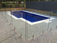 Rampe de balcon en acier inoxydable pour escaliers de piscine extérieure, garde-corps en verre sans cadre, profilé en U en aluminium