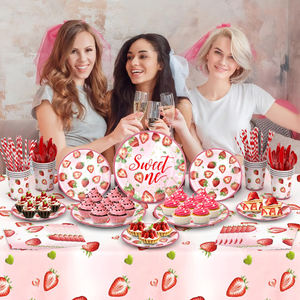 Ensemble de fournitures de fête d'anniversaire à thème fraise rose, service personnalisé pour assiettes, gobelets et <span class=keywords><strong>vaisselle</strong></span> jetables - Product Image 2