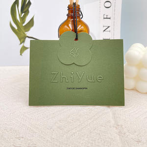 Luxus benutzer definierte Logo Kleidung Tags grüne Karte Kleidung Etikett Spezial papier hängen Tags für <span class=keywords><strong>T</strong></span>-<span class=keywords><strong>Shirt</strong></span> Jacke <span class=keywords><strong>Business</strong></span> recycelbare Taschen - Product Image 3