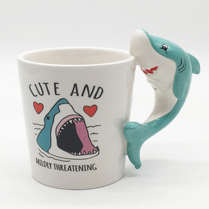 12oz tùy chỉnh cốc sữa sáng tạo vẽ tay cá mập tấn công trà cà phê gốm cốc đồ đá Quà Tặng - Product Image 4