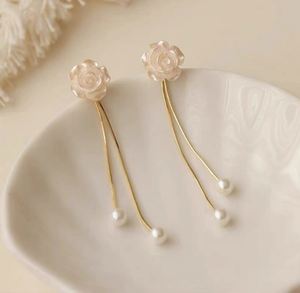 Korean INS Trend Luxury Gold Plated Zinc Alloy Long Tassel Pearl Flower Camellia Drop <b>Earrings</b> Jewelry for Women - Product Image 2