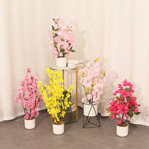 Plantes artificielles en pot pour l'extérieur, arrangement saisonnier, décoration florale artificielle, design créatif, plante artificielle en pot de cerisier - Product Image 1