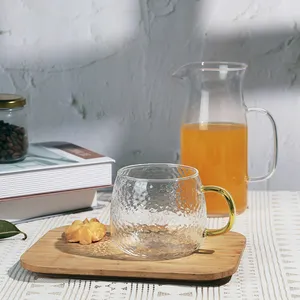 450毫升批发定制设计水晶玻璃奶瓶Ecofriendly锤制黄色手柄玻璃杯
