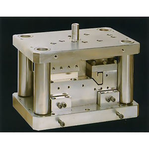 Máquina Cortadora de Bobinas de Acero de Origen Japonés para Producción en Masa, Tamaño de Escritorio, 220V, Capacidad de 1 Tonelada - Product Image 1