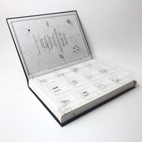 Materiale riciclato a forma di libro vuoto 12 giocattolo diviso confezione del calendario dell'avvento Gadget per bambini sorpresa mistery Box vassoio in rilievo