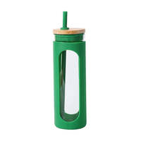 Bouteille d'eau transparente en verre à haute teneur en borosilicate avec manchon en silicone couvercle en bambou et paille